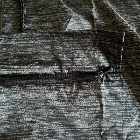 Lakers Windbreaker. - Picture 7 of 10